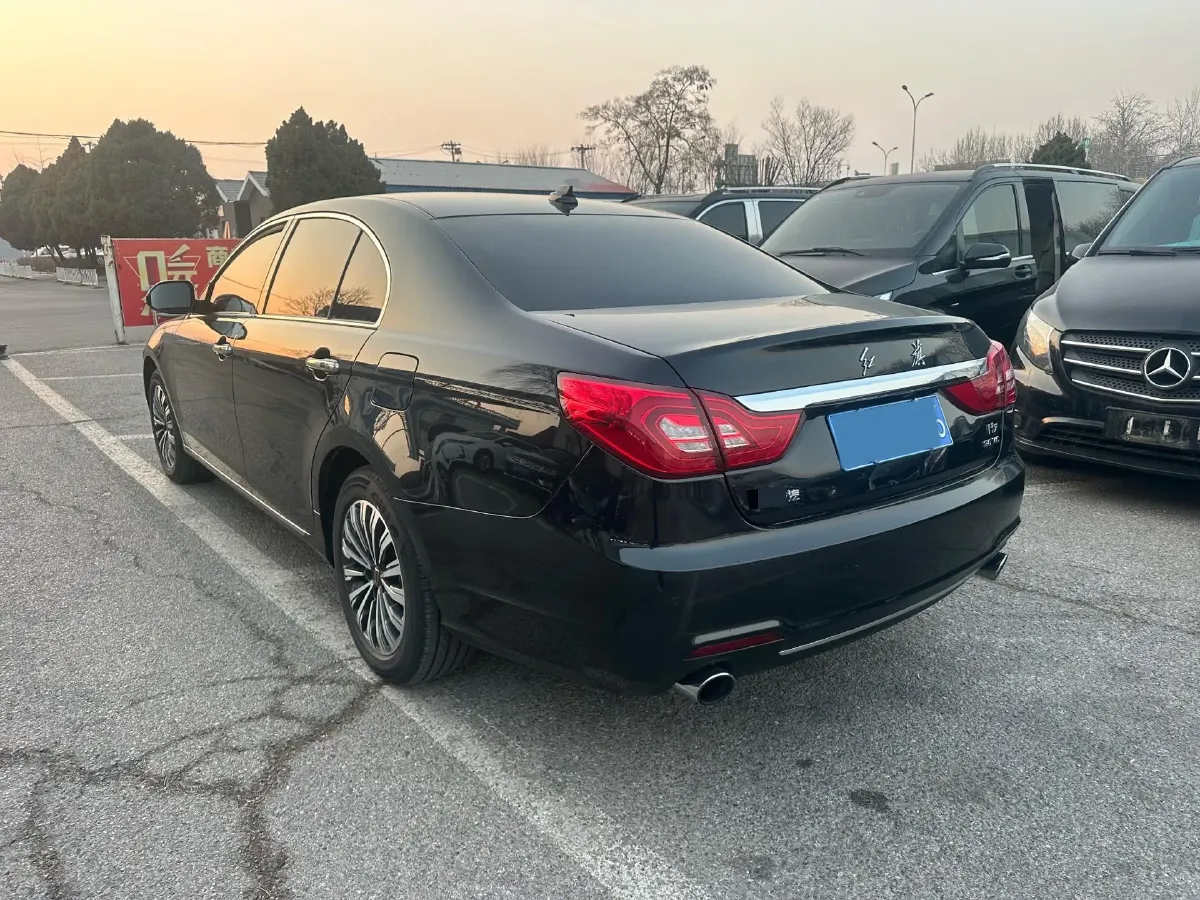 2018 HongQi H7 2.0T 204HP L4 6AT,autocango,china used car exporter,china ev exporter,chinese used car exporter,chinese used ev exporter