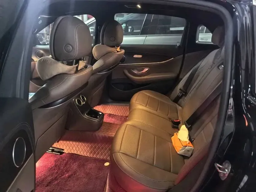 2023 Mercedes-Benz E Class 2.0T 197HP L4 9AT,autocango,china used car exporter,china ev exporter,chinese used car exporter,chinese used ev exporter