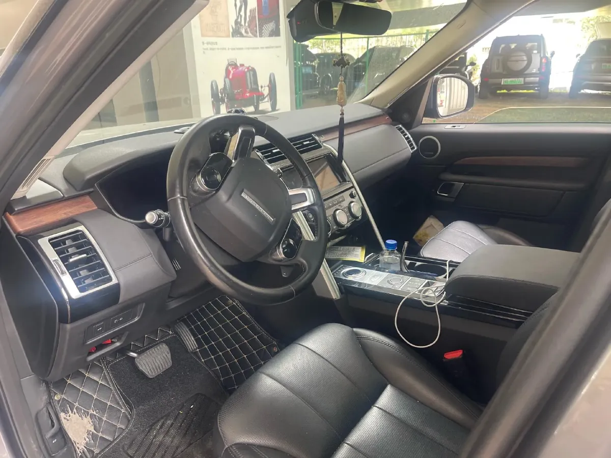 2020 Land Rover Discovery 3.0T 340HP V6 8AT,autocango,china used car exporter,china ev exporter,chinese used car exporter,chinese used ev exporter