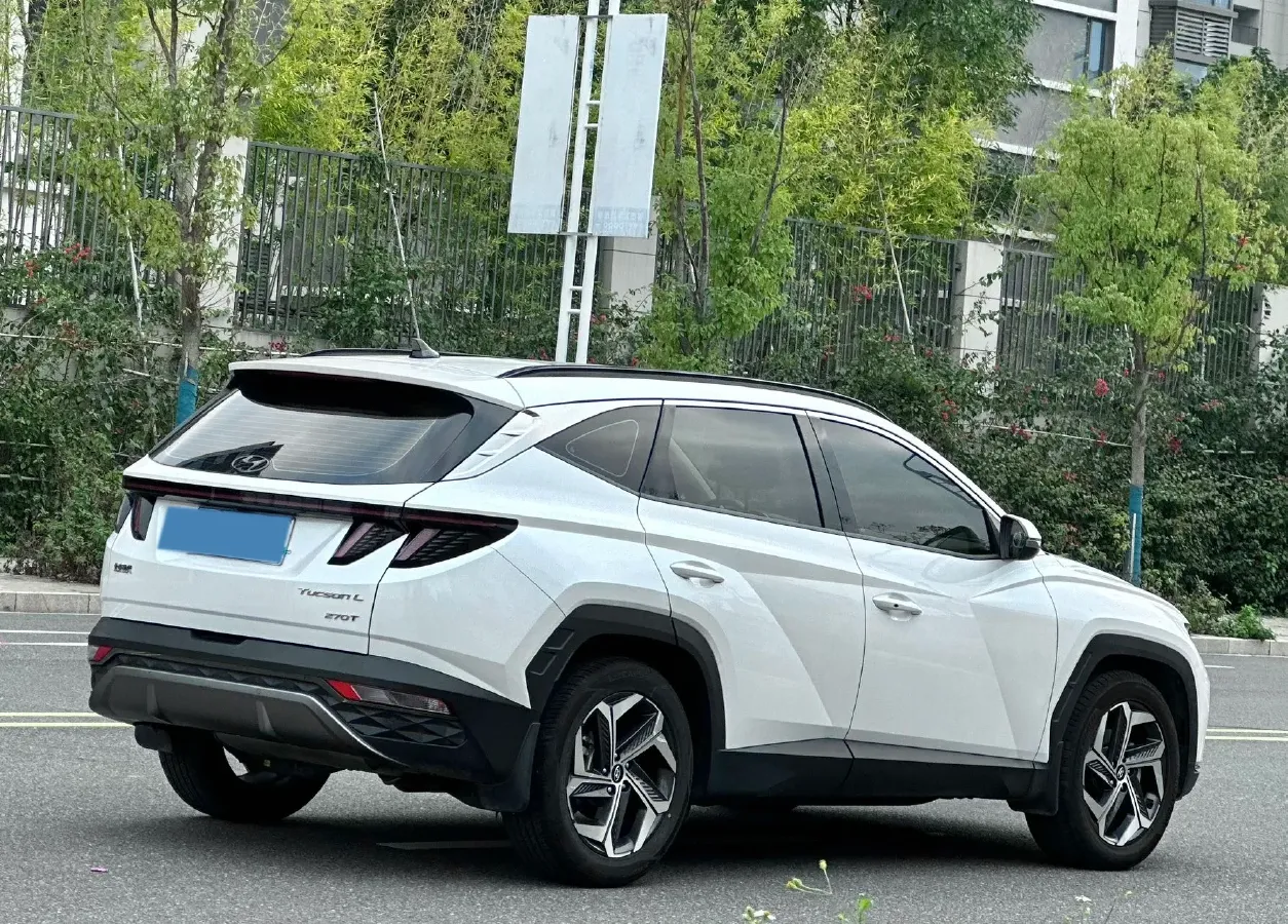 2023 Hyundai Tucson 1.5T 200HP L4 8AT,autocango,china used car exporter,china ev exporter,chinese used car exporter,chinese used ev exporter