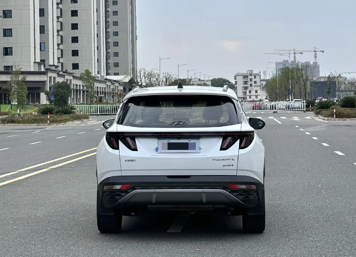 2023 Hyundai Tucson 1.5T 200HP L4 8AT,autocango,china used car exporter,china ev exporter,chinese used car exporter,chinese used ev exporter