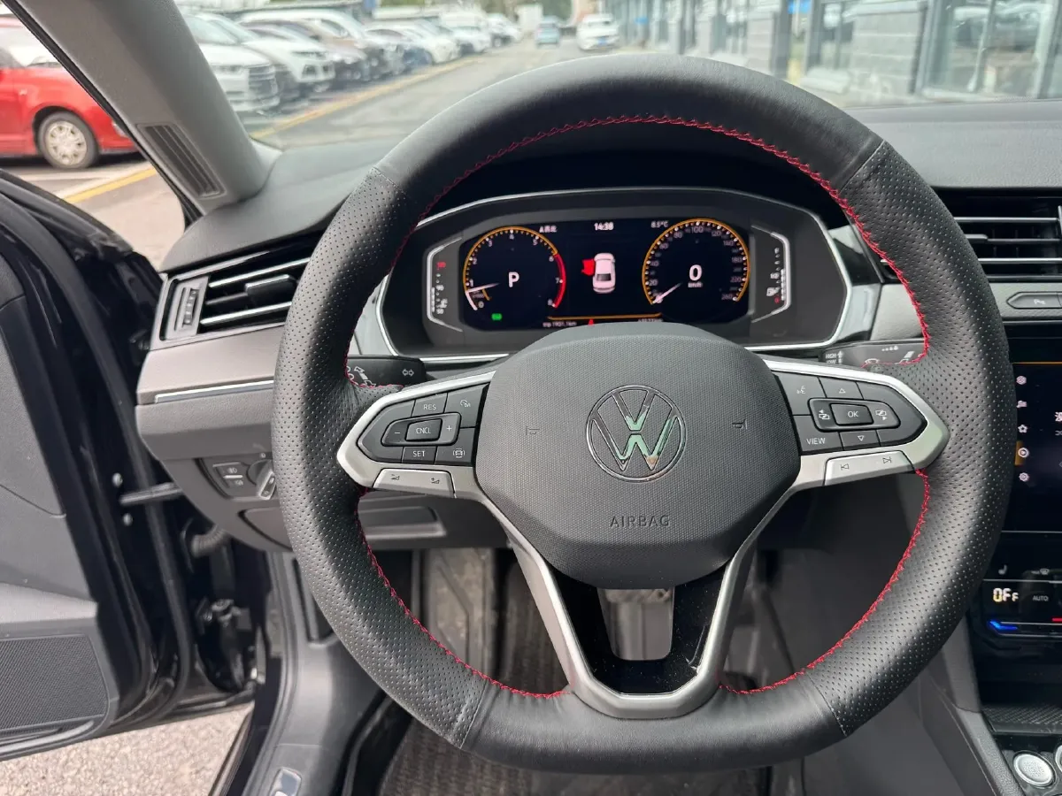 2020 Volkswagen Magotan 2.0T 186HP L4 7DCT,autocango,china used car exporter,china ev exporter,chinese used car exporter,chinese used ev exporter