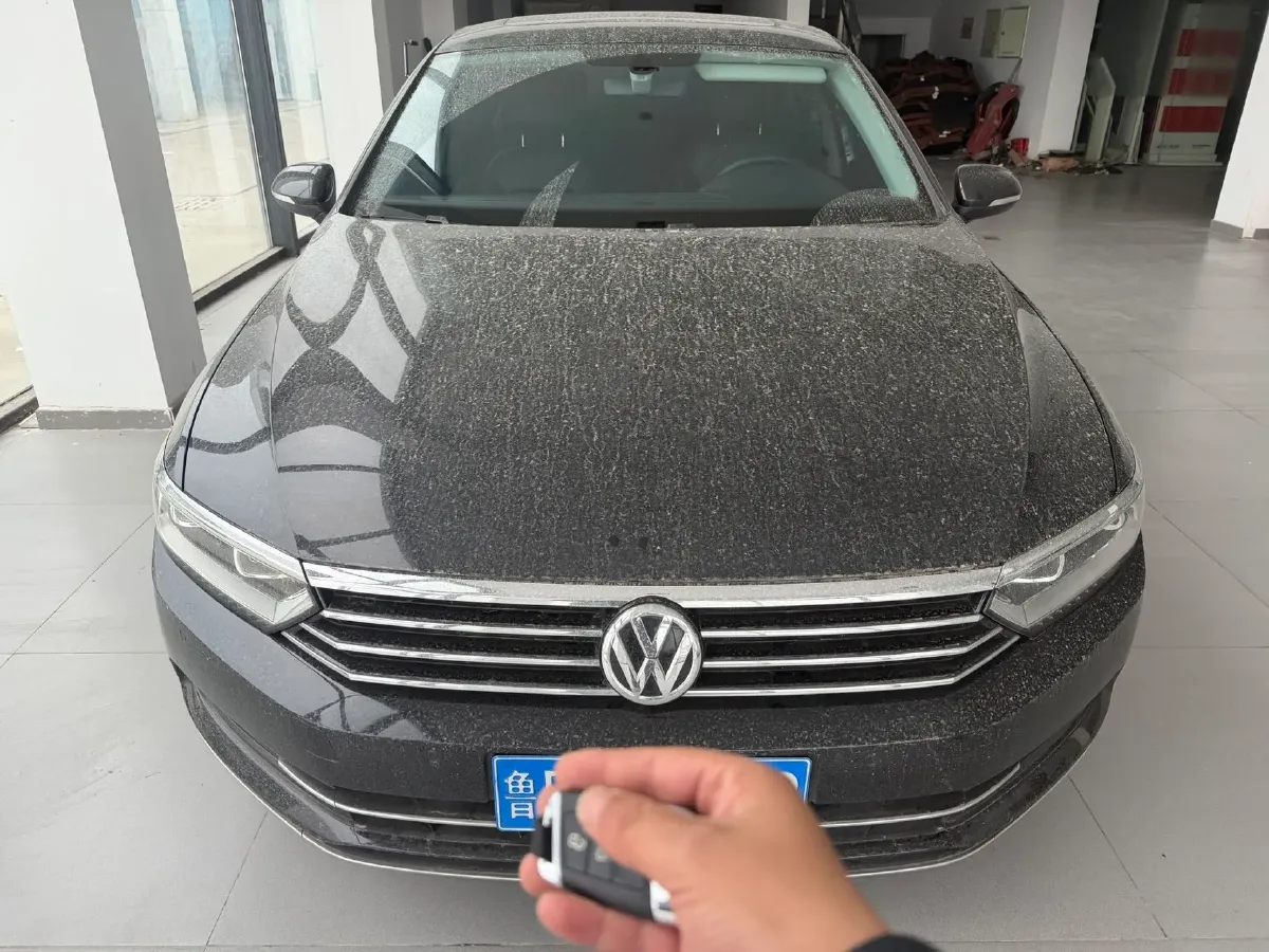 2019 Volkswagen Magotan 2.0T 186HP L4 7DCT,autocango,china used car exporter,china ev exporter,chinese used car exporter,chinese used ev exporter