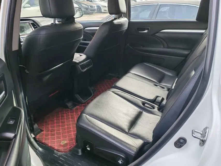 2017 Toyota Highlander 2.0T 220HP L4 6AT,autocango,china used car exporter,china ev exporter,chinese used car exporter,chinese used ev exporter