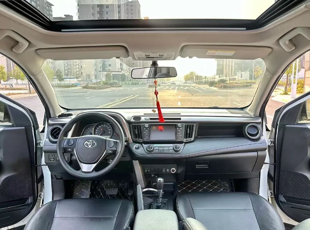 2019 Toyota Camry 2.0L 178HP L4 CVT,autocango,china used car exporter,china ev exporter,chinese used car exporter,chinese used ev exporter