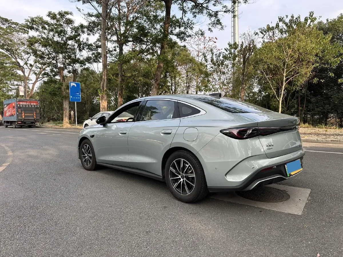 2025 BYD Seal 06 1.5L 101HP L4 E-CVT PHEV 15.87KWH,autocango,china used car exporter,china ev exporter,chinese used car exporter,chinese used ev exporter