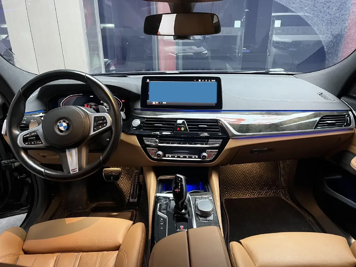 2021 BMW 6 Series GT 2.0T 258HP L4 8AT,autocango,china used car exporter,china ev exporter,chinese used car exporter,chinese used ev exporter