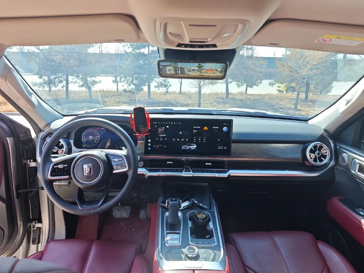 2023 Tank 400 2.0T 252HP L4 9AT PHEV 37.1KWH,autocango,china used car exporter,china ev exporter,chinese used car exporter,chinese used ev exporter