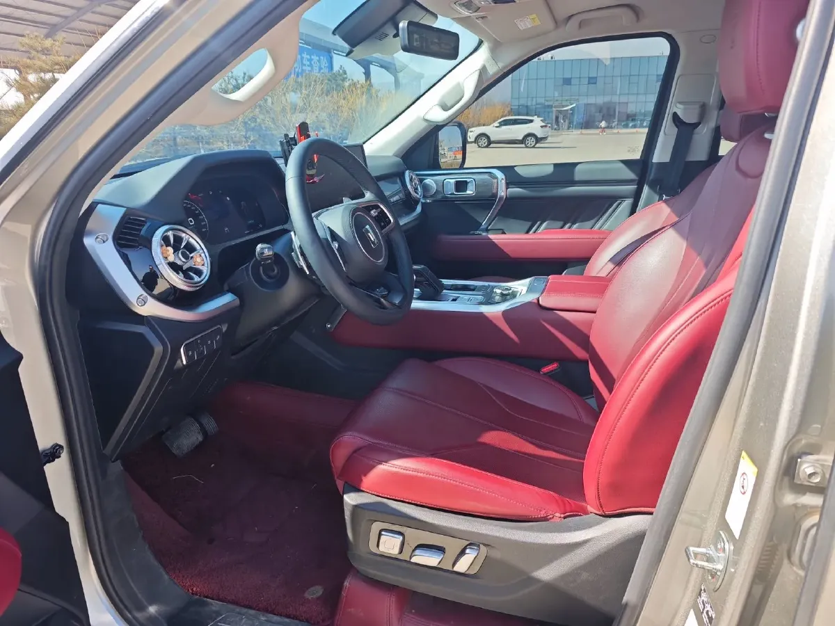 2023 Tank 400 2.0T 252HP L4 9AT PHEV 37.1KWH,autocango,china used car exporter,china ev exporter,chinese used car exporter,chinese used ev exporter