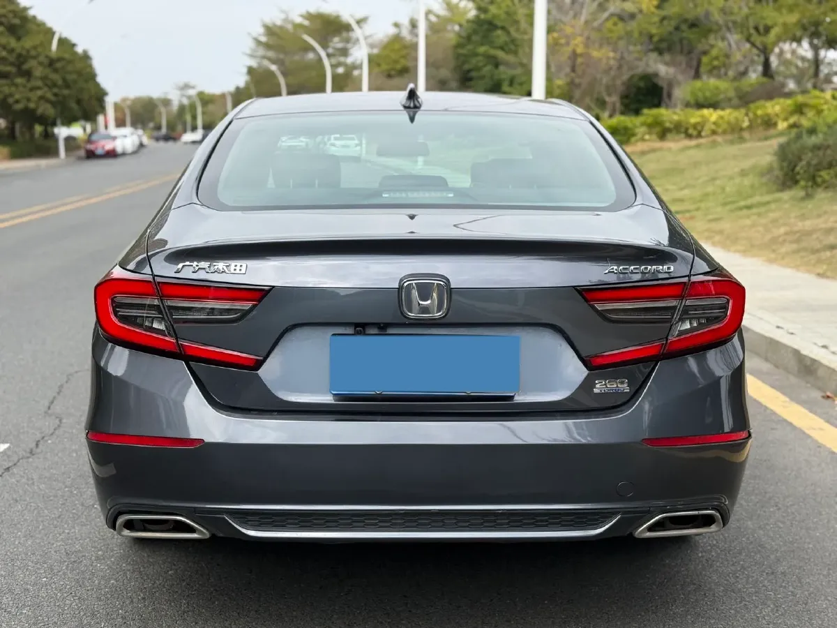 2022 Honda Accord 1.5T 194HP L4 CVT,autocango,china used car exporter,china ev exporter,chinese used car exporter,chinese used ev exporter