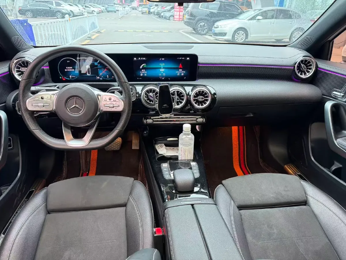 2021 Mercedes-Benz A Class 1.3T 163HP L4 7DCT,autocango,china used car exporter,china ev exporter,chinese used car exporter,chinese used ev exporter