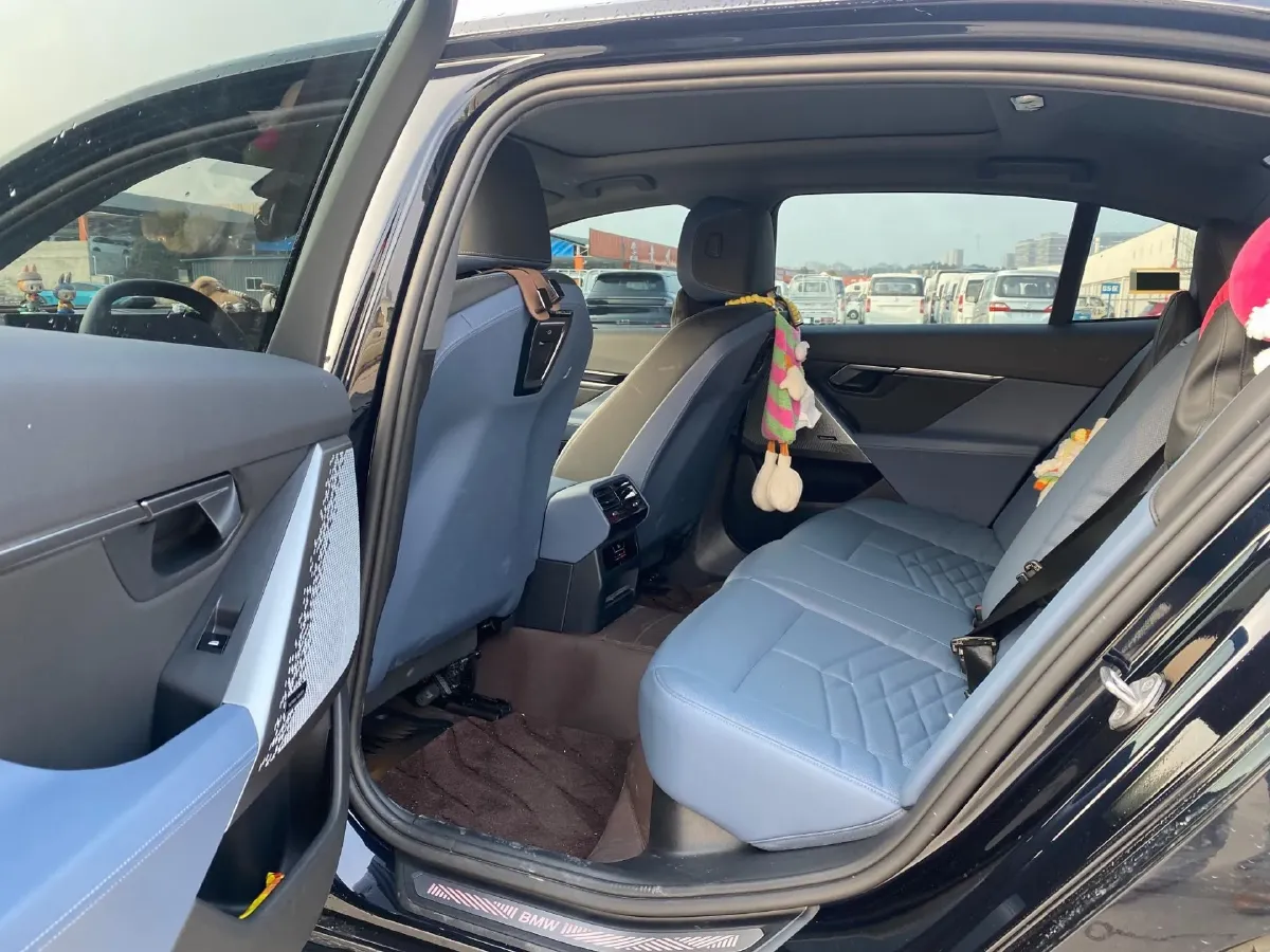 2024 BMW i5 BEV 79.05KWH,autocango,china used car exporter,china ev exporter,chinese used car exporter,chinese used ev exporter