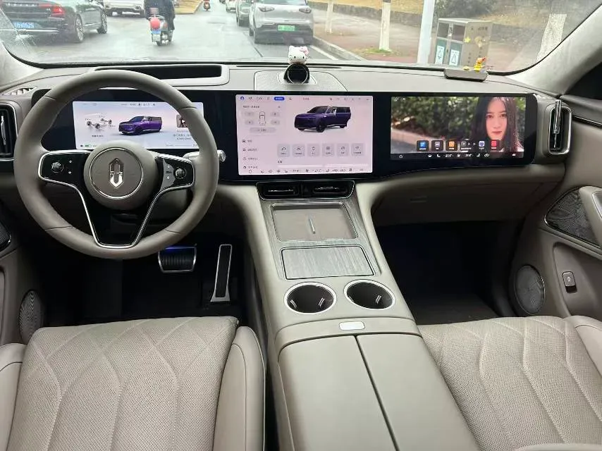 2025 AITO AITO M8 REEV 160HP REEV 53.4KWH,autocango,china used car exporter,china ev exporter,chinese used car exporter,chinese used ev exporter