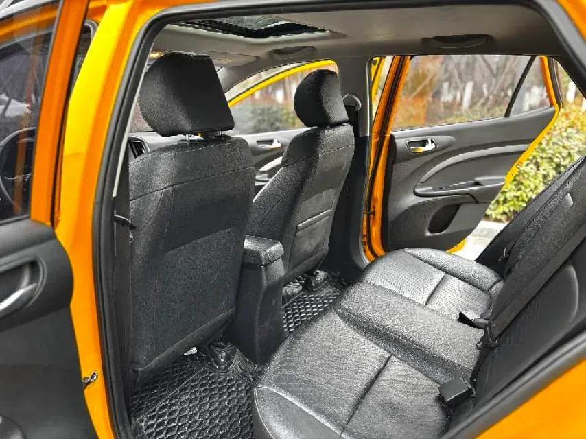 2019 Kia KX1 1.4L 100HP L4 6AT,autocango,china used car exporter,china ev exporter,chinese used car exporter,chinese used ev exporter