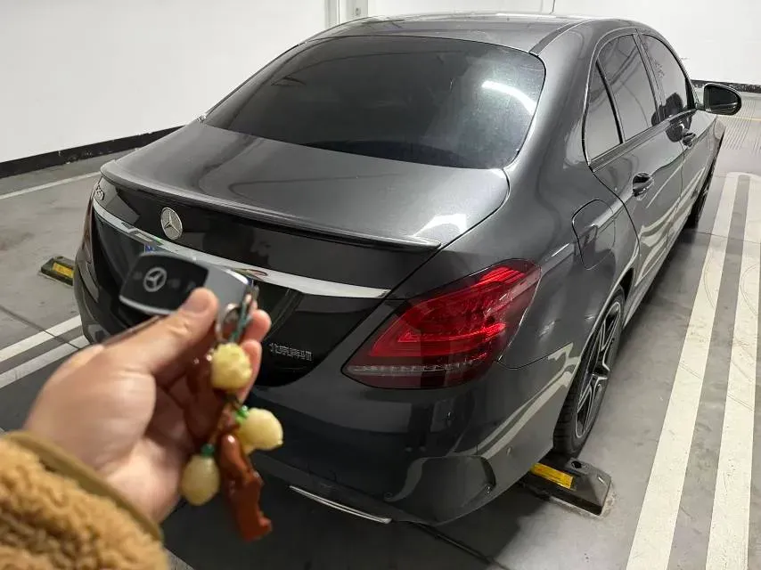 2021 Mercedes-Benz C Class 1.5T 184HP L4 9AT,autocango,china used car exporter,china ev exporter,chinese used car exporter,chinese used ev exporter