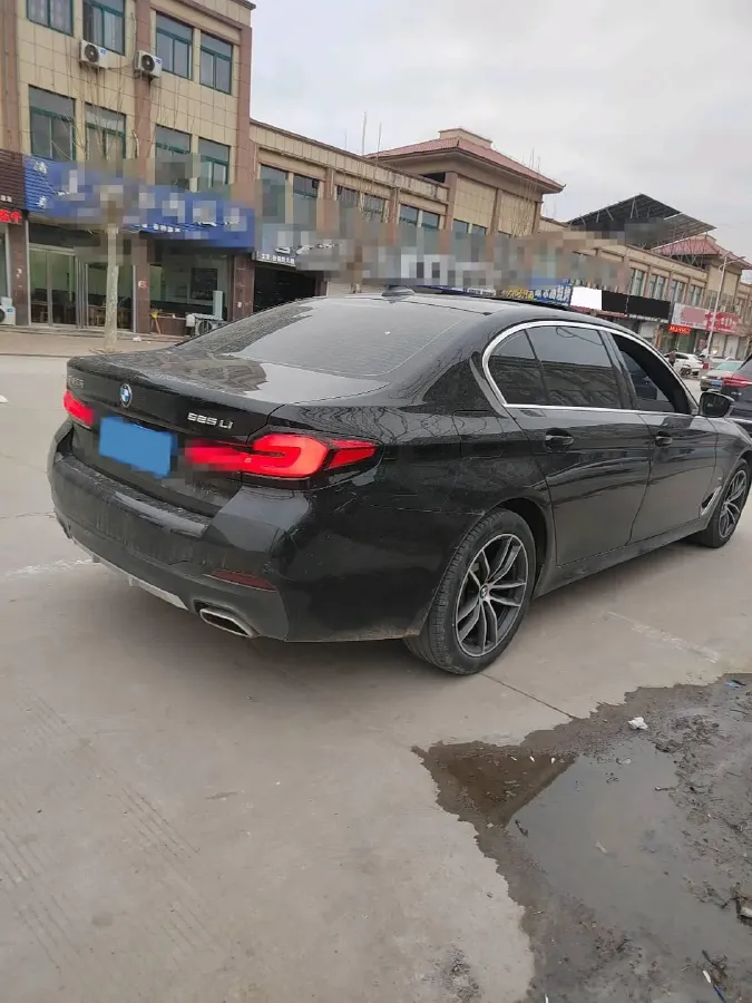 2022 BMW 5 Series 2.0T 184HP L4 8AT,autocango,china used car exporter,china ev exporter,chinese used car exporter,chinese used ev exporter