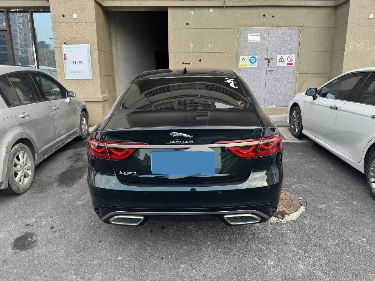 2024 Jaguar XFL 2.0T 250HP L4 8AT,autocango,china used car exporter,china ev exporter,chinese used car exporter,chinese used ev exporter