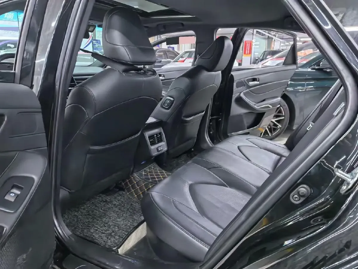 2022 Toyota Avalon 2.5L 178HP L4 E-CVT Hybrid,autocango,china used car exporter,china ev exporter,chinese used car exporter,chinese used ev exporter