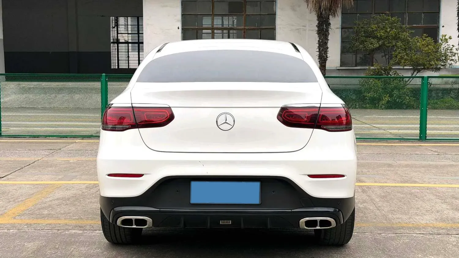 2020 Mercedes-Benz GLC Coupe 2.0T 258HP L4 9AT,autocango,china used car exporter,china ev exporter,chinese used car exporter,chinese used ev exporter