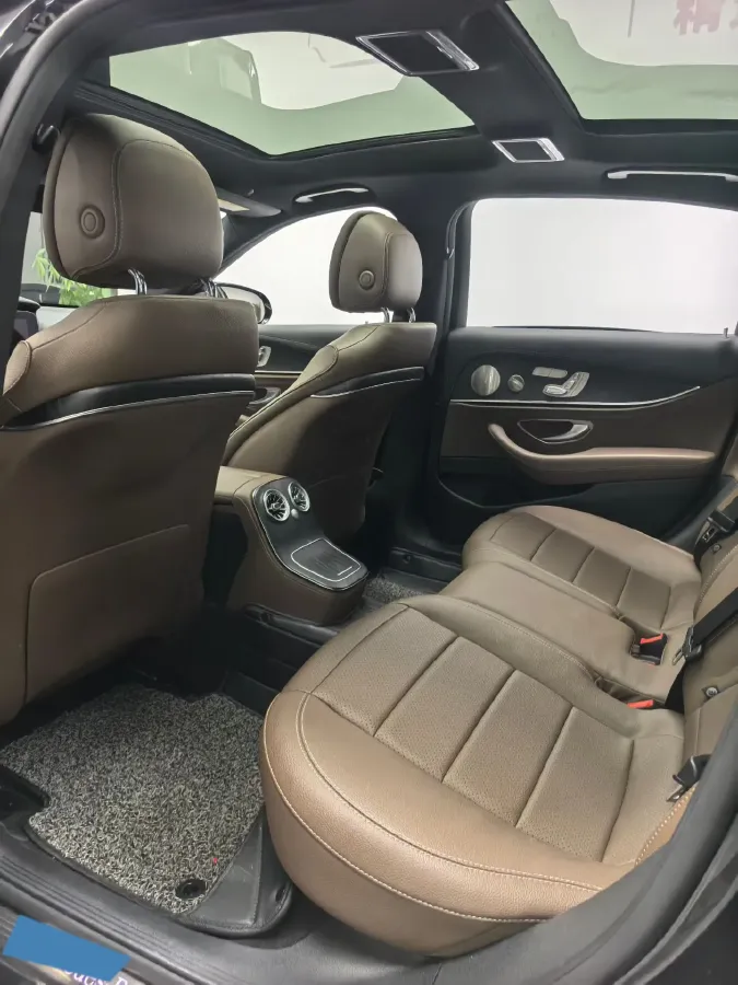 2023 Mercedes-Benz E Class 2.0T 258HP L4 9AT,autocango,china used car exporter,china ev exporter,chinese used car exporter,chinese used ev exporter