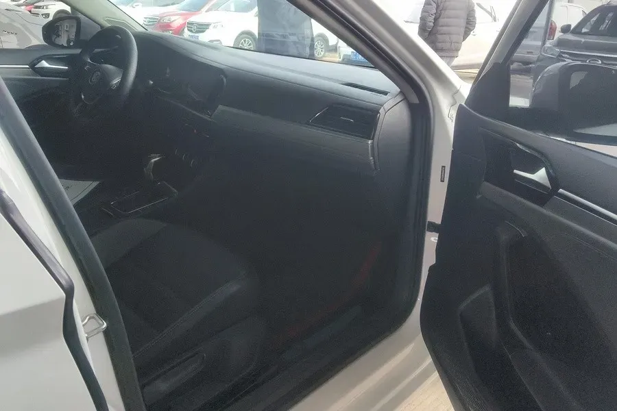 2021 Volkswagen Sagitar 1.4T 150HP L4 7DCT,autocango,china used car exporter,china ev exporter,chinese used car exporter,chinese used ev exporter