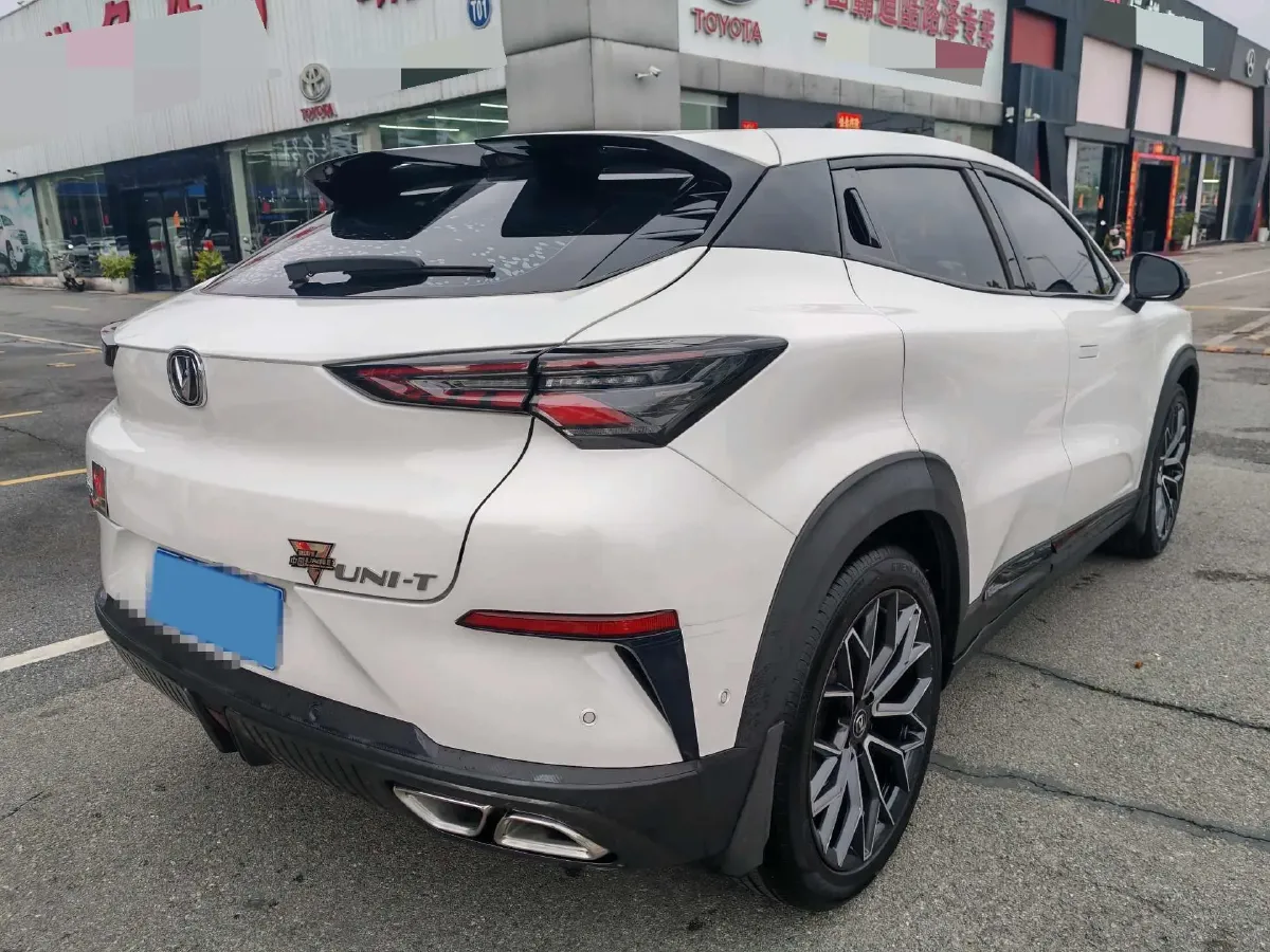 2022 ChangAn UNI-T 1.5T 188HP L4 7DCT,autocango,china used car exporter,china ev exporter,chinese used car exporter,chinese used ev exporter