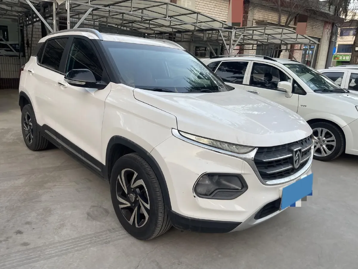 2017 BaoJun 510 1.5L 112HP L4 6MT,autocango,china used car exporter,china ev exporter,chinese used car exporter,chinese used ev exporter