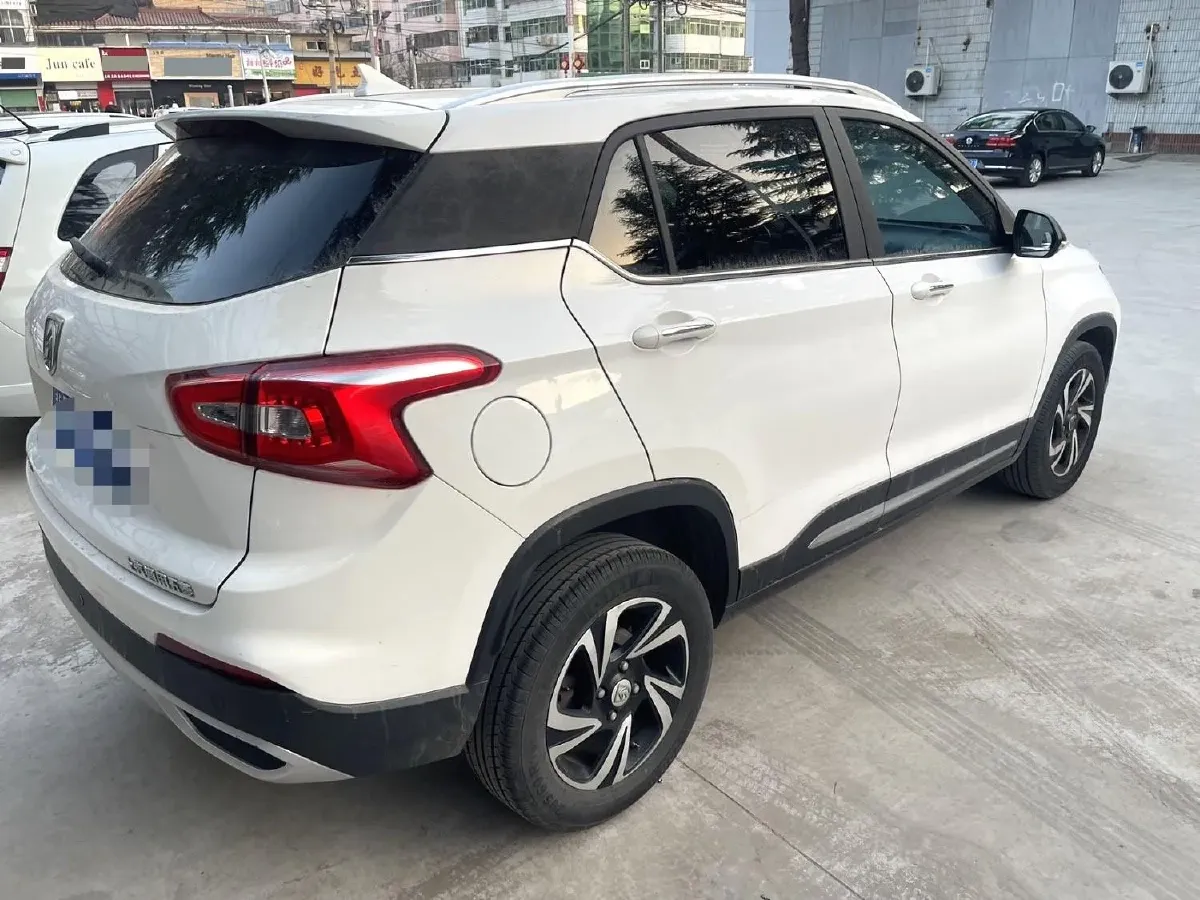 2017 BaoJun 510 1.5L 112HP L4 6MT,autocango,china used car exporter,china ev exporter,chinese used car exporter,chinese used ev exporter