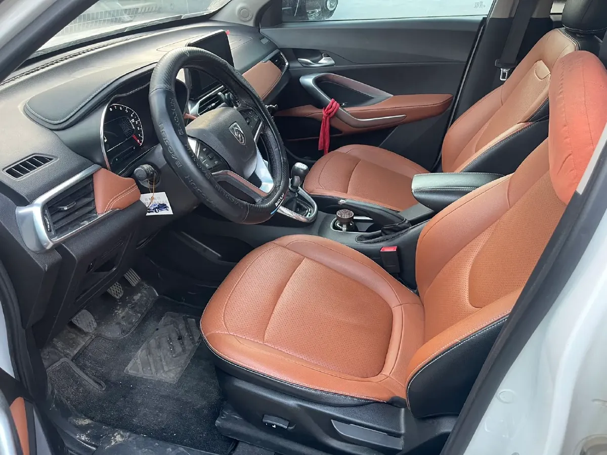 2017 BaoJun 510 1.5L 112HP L4 6MT,autocango,china used car exporter,china ev exporter,chinese used car exporter,chinese used ev exporter