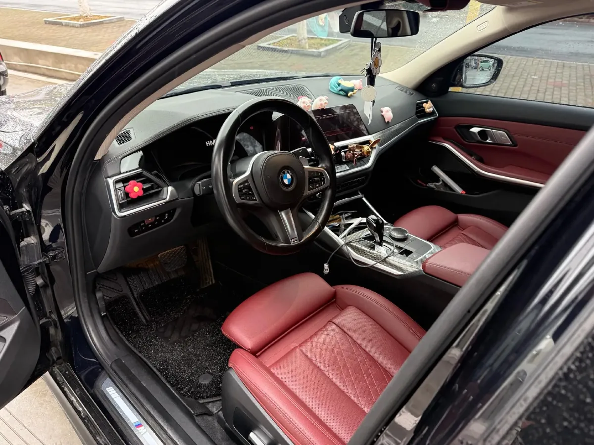 2022 BMW 3 Series 2.0T 184HP L4 8AT,autocango,china used car exporter,china ev exporter,chinese used car exporter,chinese used ev exporter