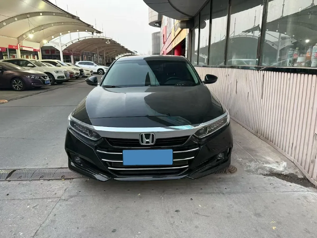 2022 Honda Accord 1.5T 194HP L4 CVT,autocango,china used car exporter,china ev exporter,chinese used car exporter,chinese used ev exporter