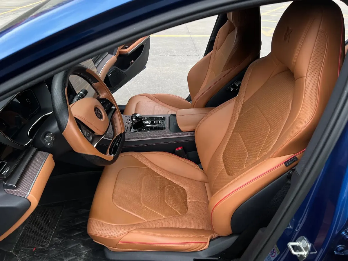 2022 Volkswagen Tiguan L 2.0T 186HP L4 7DCT,autocango,china used car exporter,china ev exporter,chinese used car exporter,chinese used ev exporter