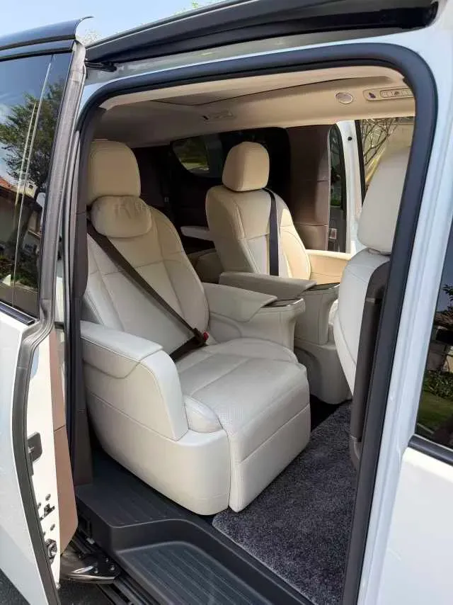 2024 Li MEGA BEV 102.7KWH,autocango,china used car exporter,china ev exporter,chinese used car exporter,chinese used ev exporter