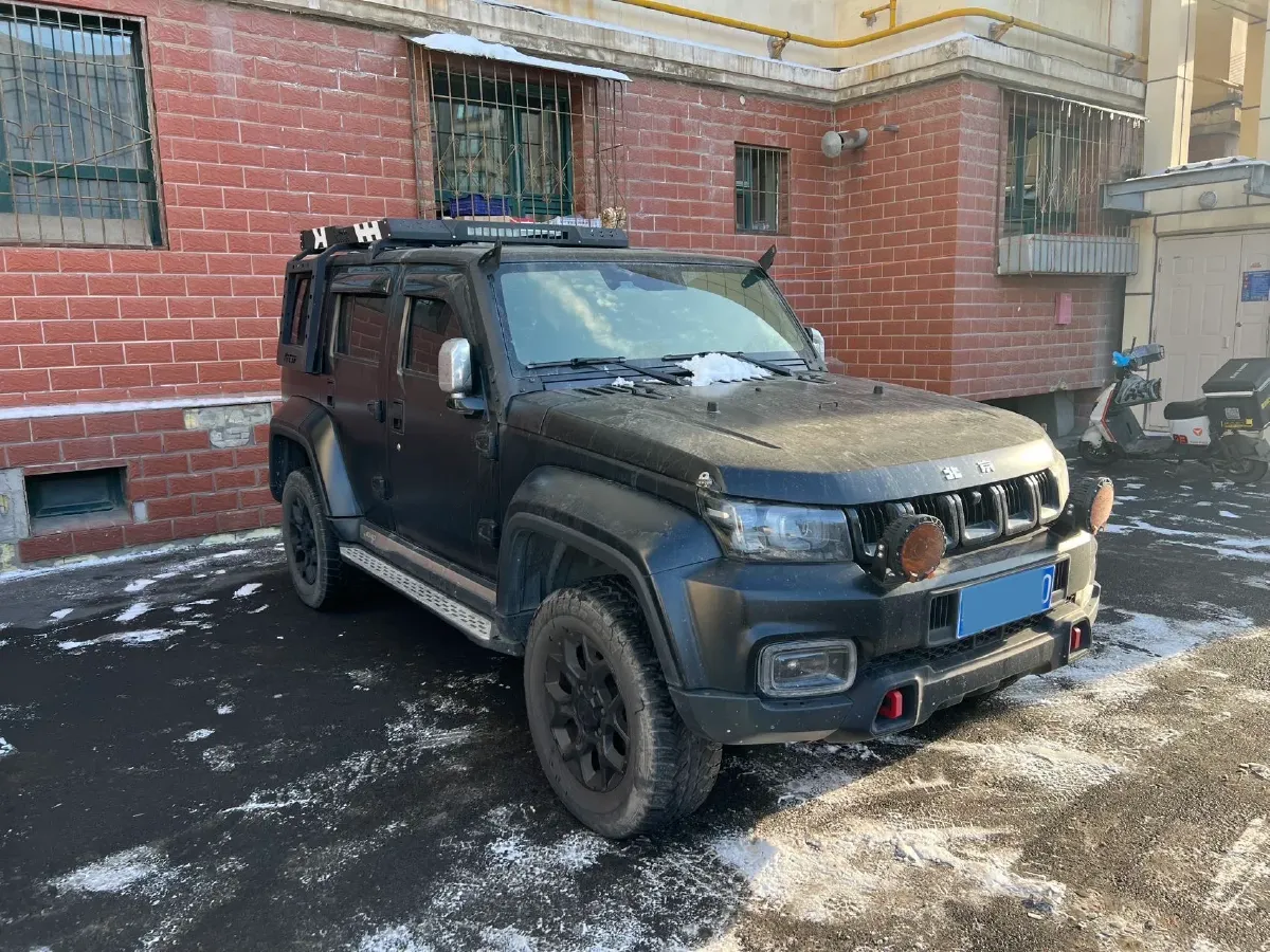 2021 Beijing BJ40 2.0T 163HP L4 8AT,autocango,china used car exporter,china ev exporter,chinese used car exporter,chinese used ev exporter