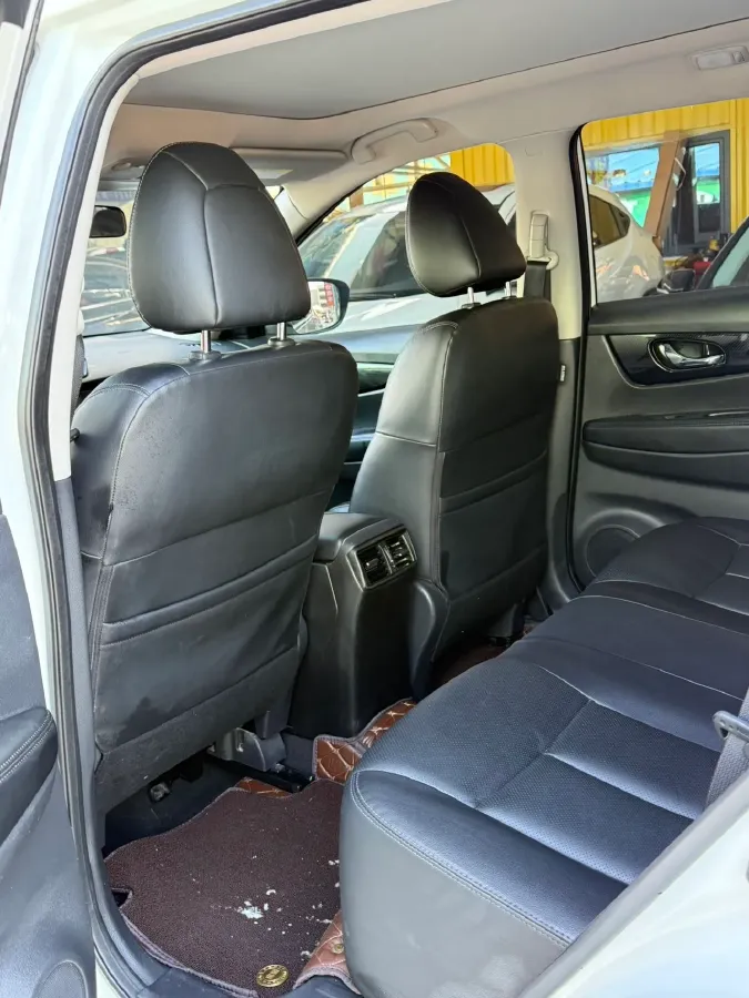 2021 Nissan X-Trail 2.5L 181HP L4 CVT,autocango,china used car exporter,china ev exporter,chinese used car exporter,chinese used ev exporter