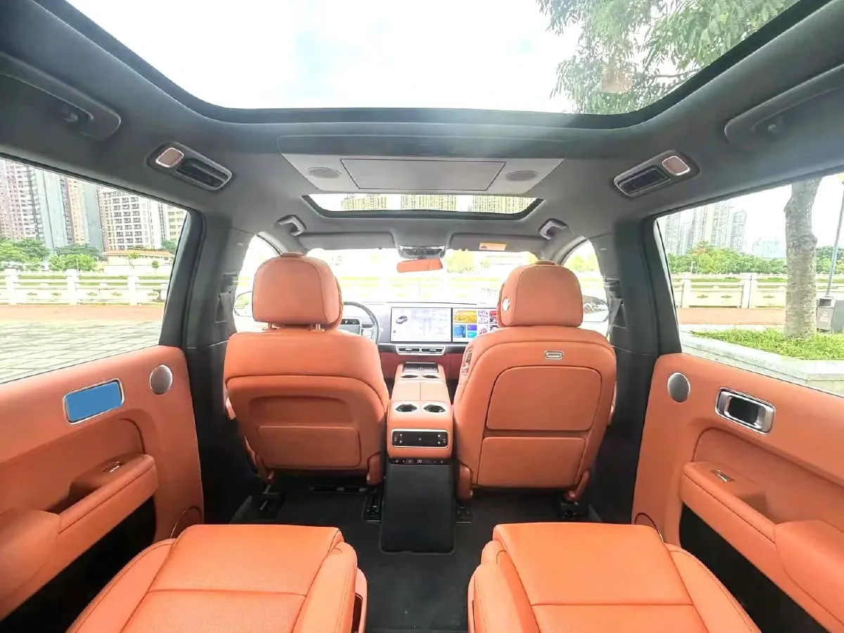 2024 Li L9 Range Extended 154HP REEV 52.3KWH,autocango,china used car exporter,china ev exporter,chinese used car exporter,chinese used ev exporter