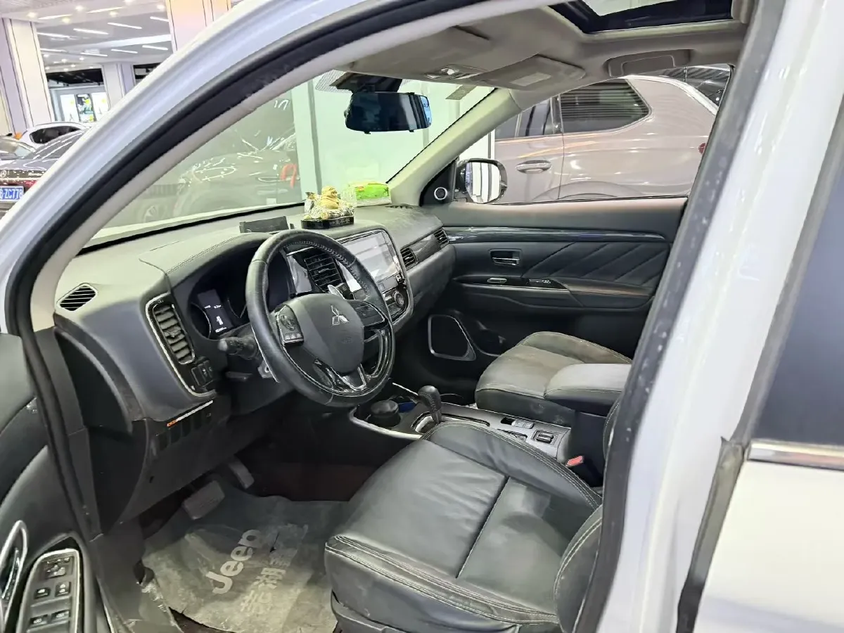 2026 Mercedes-Benz E Class 2.0T 258HP L4 9AT,autocango,china used car exporter,china ev exporter,chinese used car exporter,chinese used ev exporter