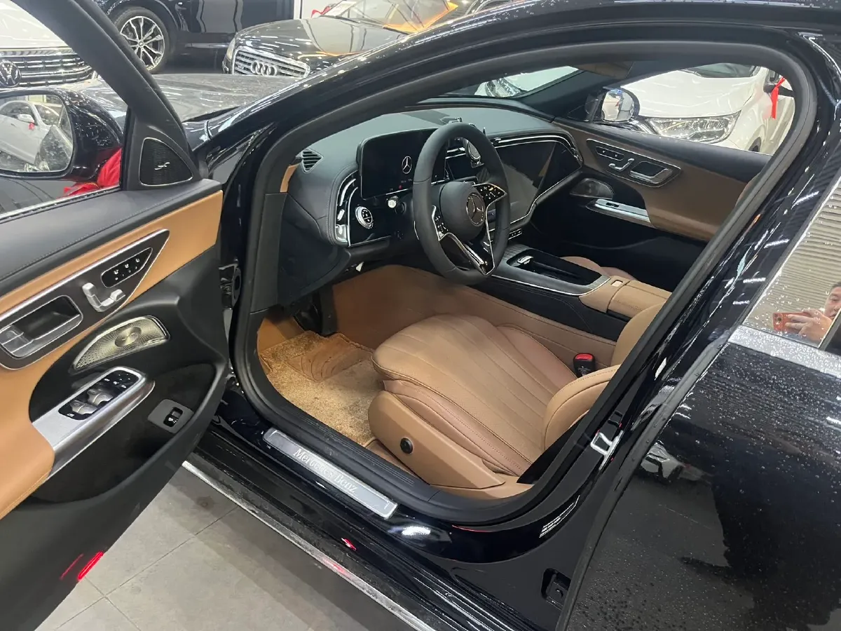 2026 Mercedes-Benz E Class 2.0T 258HP L4 9AT,autocango,china used car exporter,china ev exporter,chinese used car exporter,chinese used ev exporter