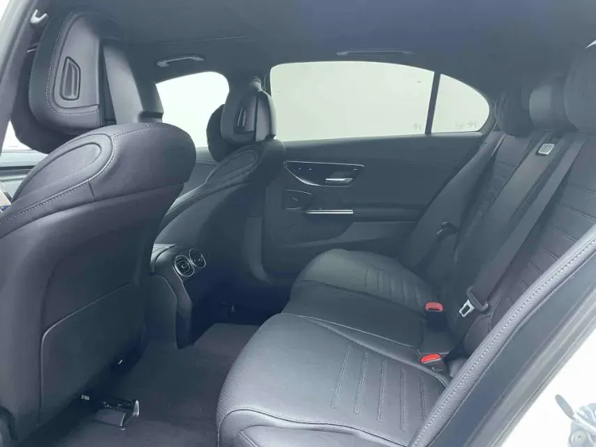 2023 Mercedes-Benz C Class 1.5T 170HP L4 9AT,autocango,china used car exporter,china ev exporter,chinese used car exporter,chinese used ev exporter