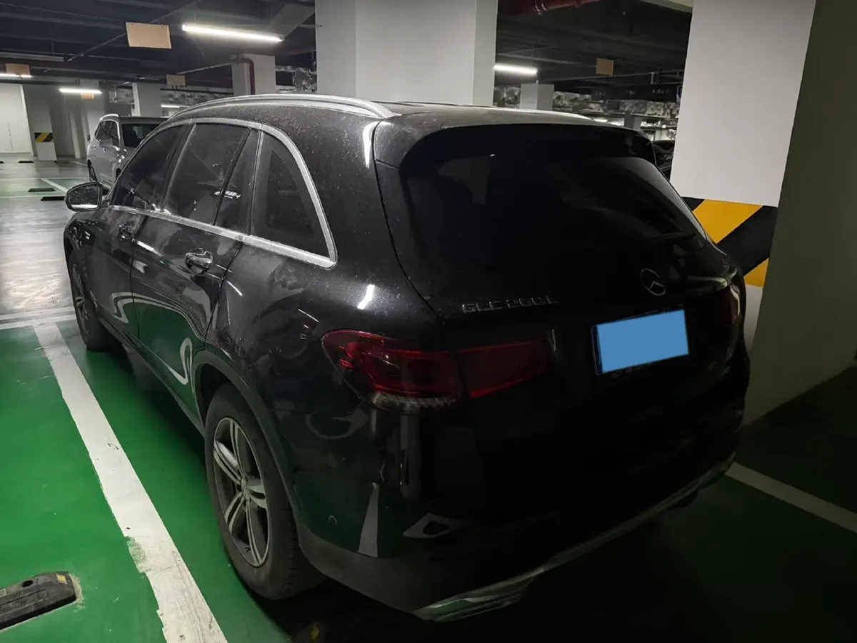 2021 Mercedes-Benz GLC Class 2.0T 197HP L4 9AT,autocango,china used car exporter,china ev exporter,chinese used car exporter,chinese used ev exporter