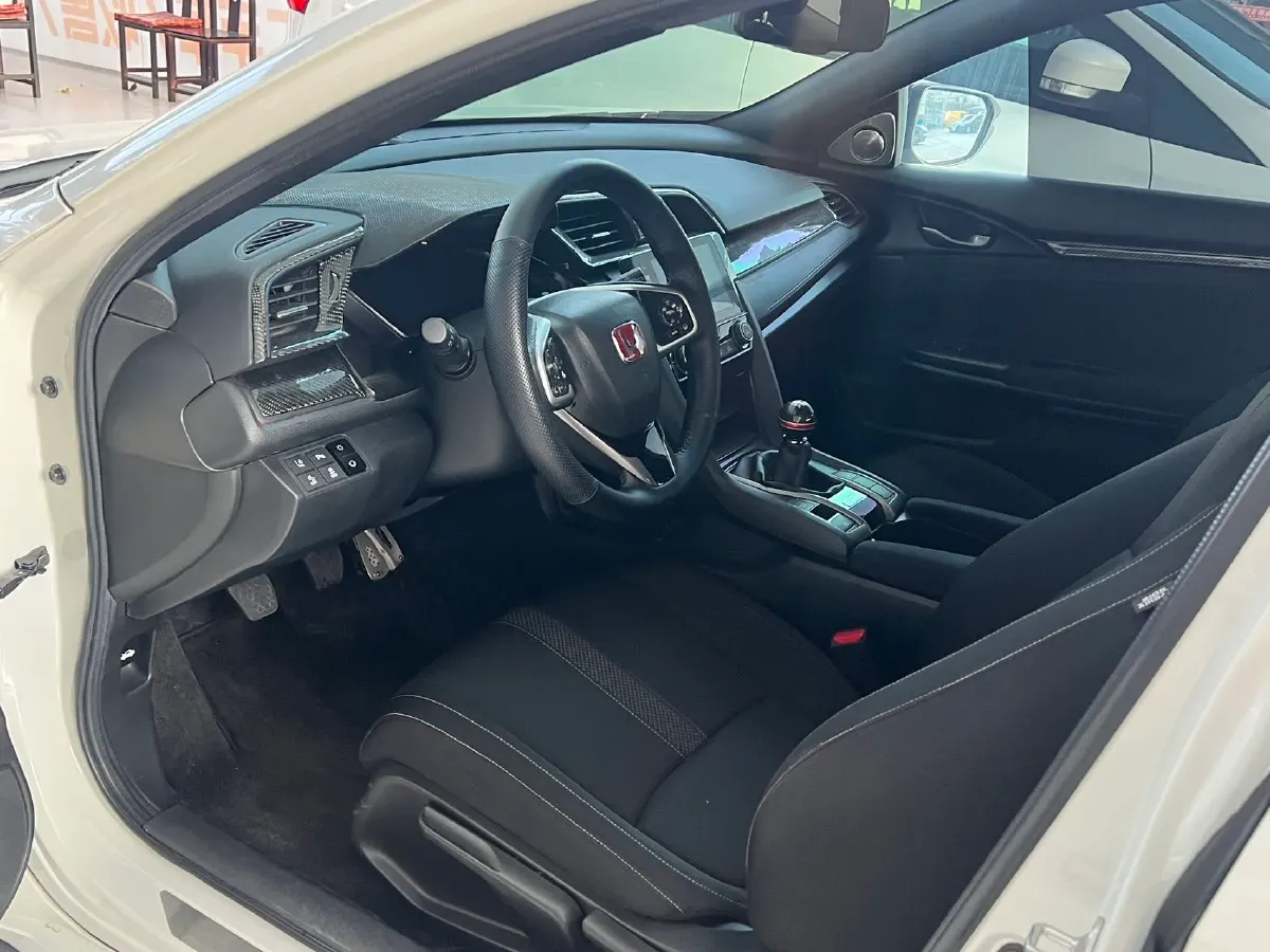 2021 Honda Civic 1.5T 177HP L4 6MT,autocango,china used car exporter,china ev exporter,chinese used car exporter,chinese used ev exporter