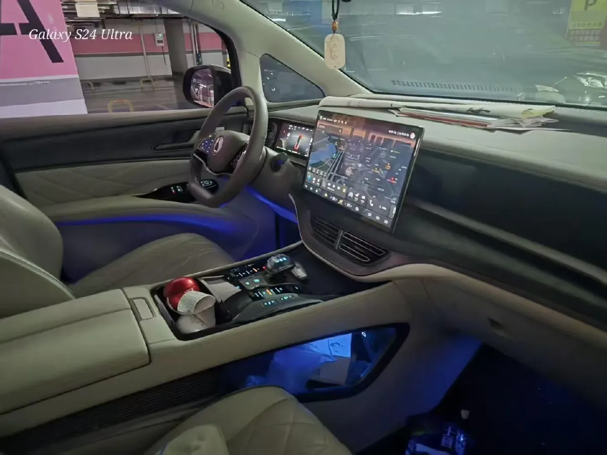 2022 BMW X2 2.0T 192HP L4 8AT,autocango,china used car exporter,china ev exporter,chinese used car exporter,chinese used ev exporter