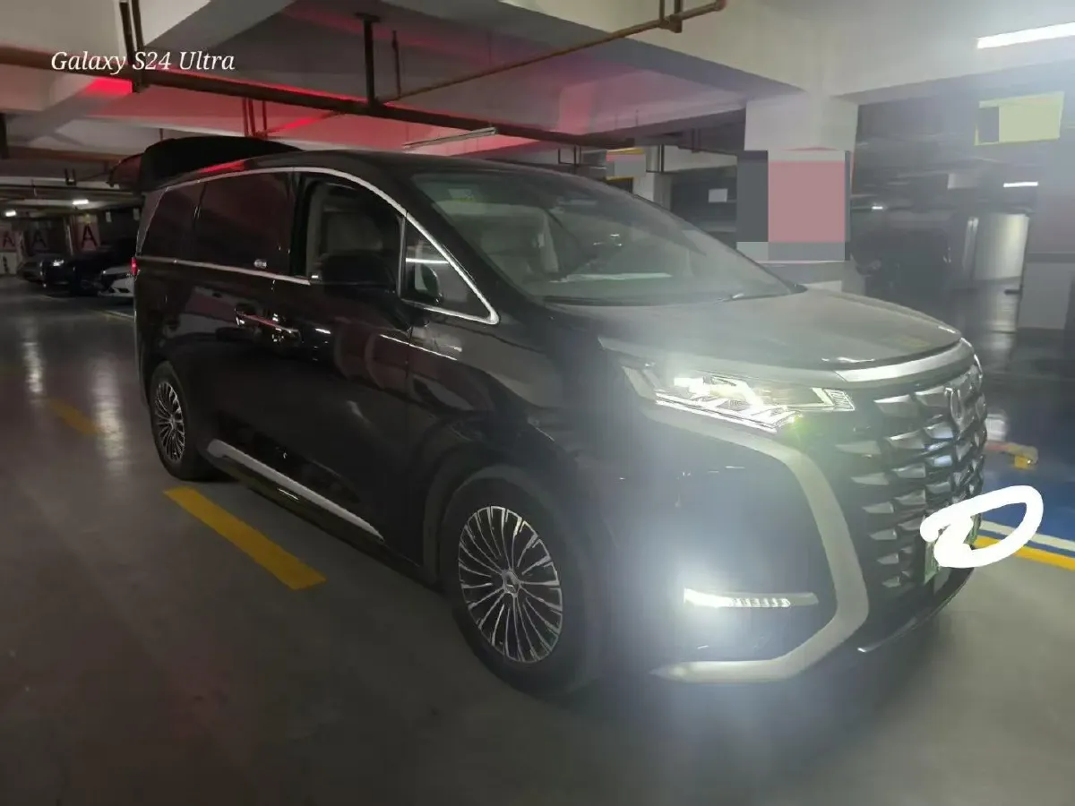 2022 BMW X2 2.0T 192HP L4 8AT,autocango,china used car exporter,china ev exporter,chinese used car exporter,chinese used ev exporter