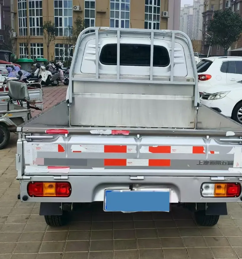 2023 WuLing RongGuang Mini Truck 1.5L 102HP L4 5MT,autocango,china used car exporter,china ev exporter,chinese used car exporter,chinese used ev exporter