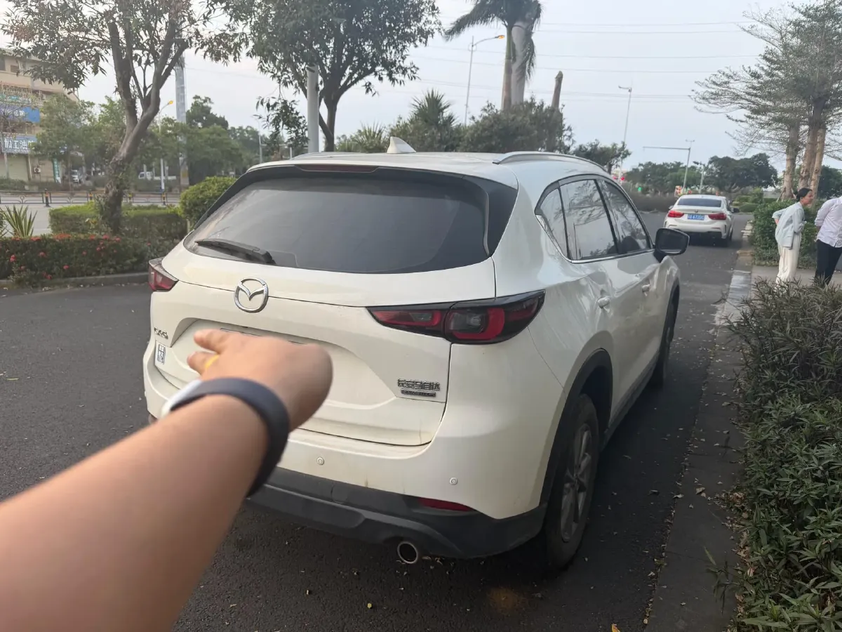 2022 MAXUS XinTu V90 2.0T 150HP L4 6AT,autocango,china used car exporter,china ev exporter,chinese used car exporter,chinese used ev exporter