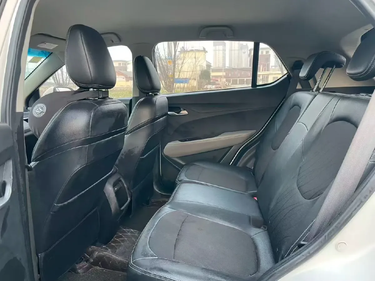 2017 BaoJun 510 1.5L 112HP L4 6MT,autocango,china used car exporter,china ev exporter,chinese used car exporter,chinese used ev exporter