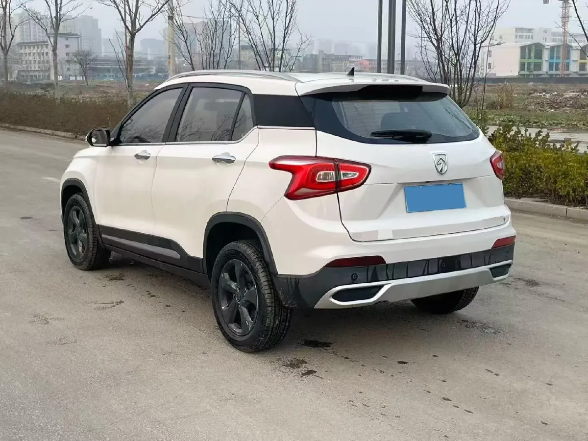 2017 BaoJun 510 1.5L 112HP L4 6MT,autocango,china used car exporter,china ev exporter,chinese used car exporter,chinese used ev exporter