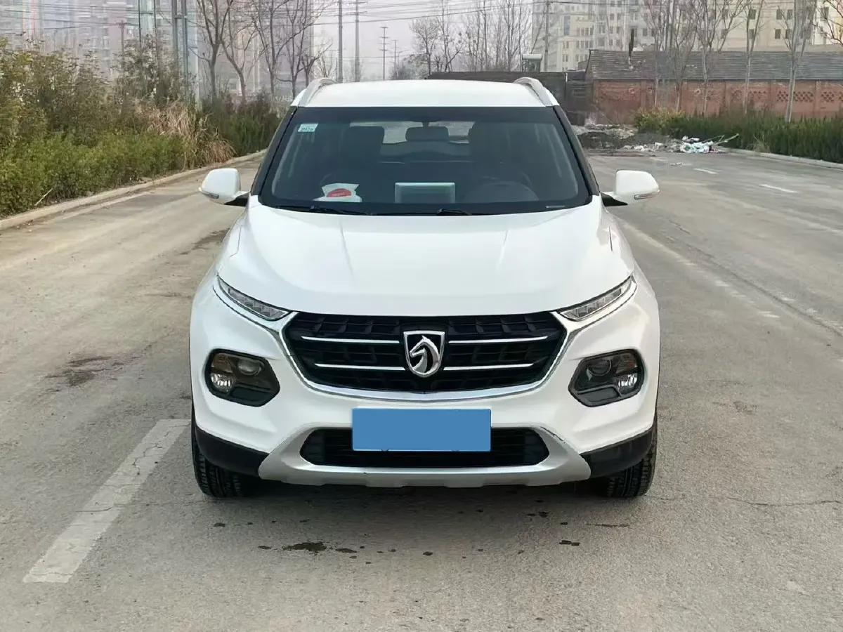 2017 BaoJun 510 1.5L 112HP L4 6MT,autocango,china used car exporter,china ev exporter,chinese used car exporter,chinese used ev exporter