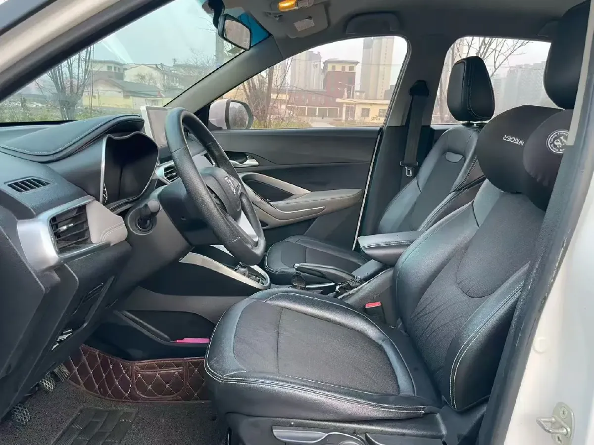 2017 BaoJun 510 1.5L 112HP L4 6MT,autocango,china used car exporter,china ev exporter,chinese used car exporter,chinese used ev exporter