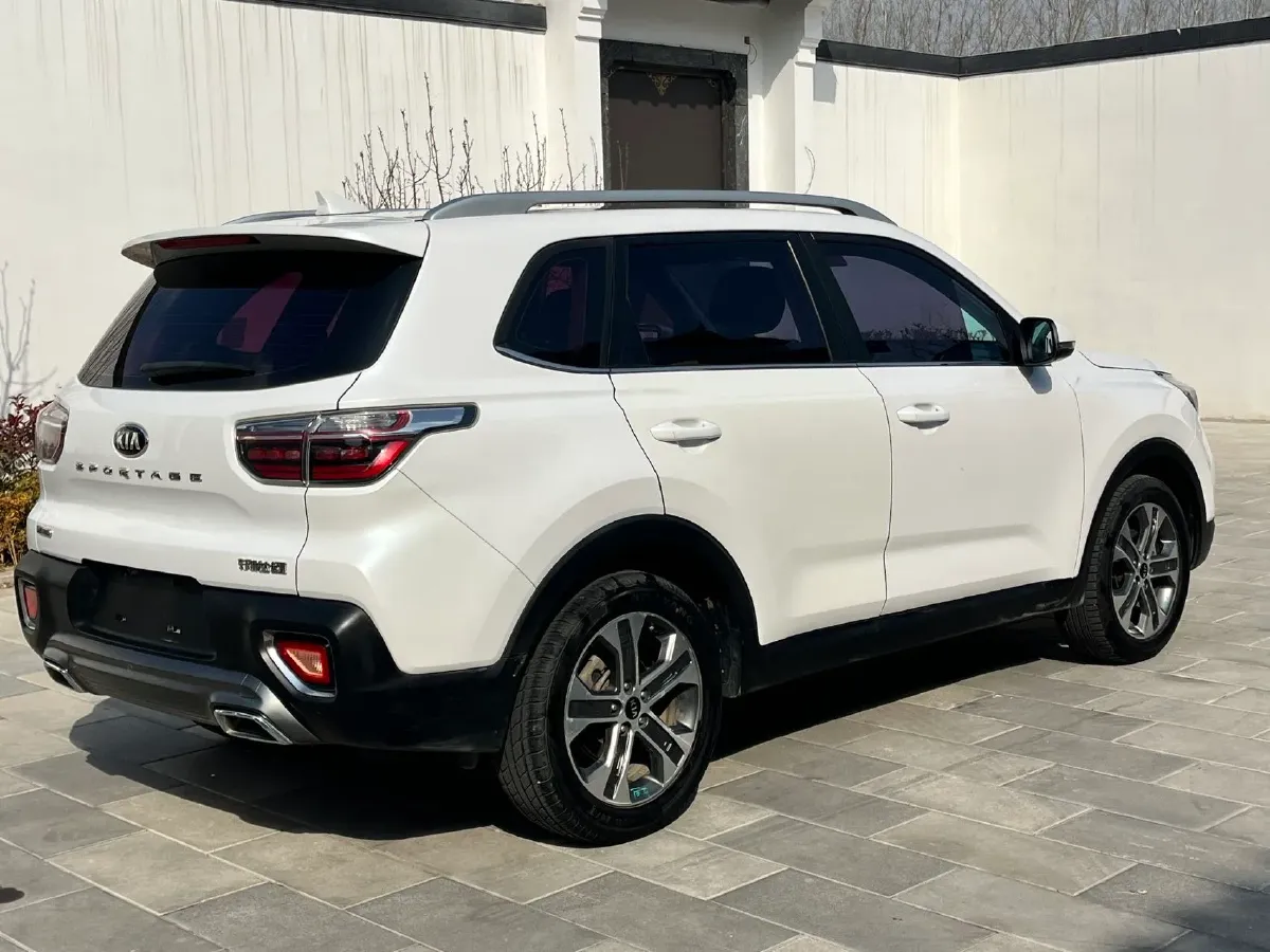 2018 Kia Sportage R 2.0L 160HP L4 6AT,autocango,china used car exporter,china ev exporter,chinese used car exporter,chinese used ev exporter